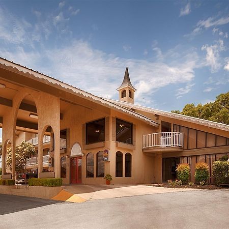 Best Western Sunday House Inn Кървил Екстериор снимка