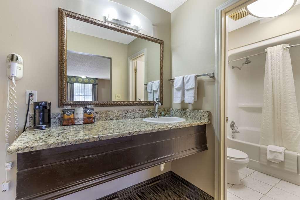Best Western Sunday House Inn Кървил Екстериор снимка