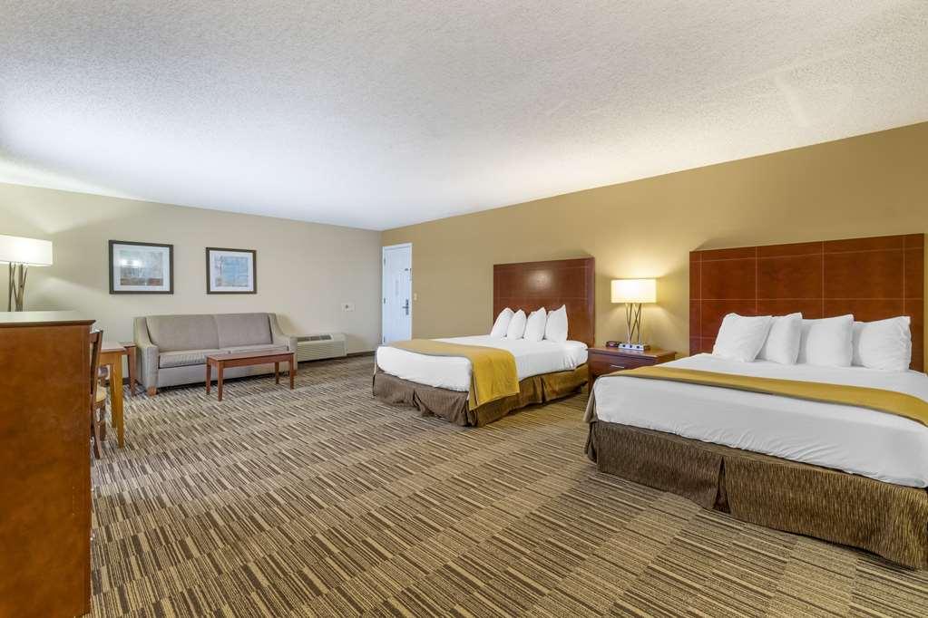 Best Western Sunday House Inn Кървил Стая снимка