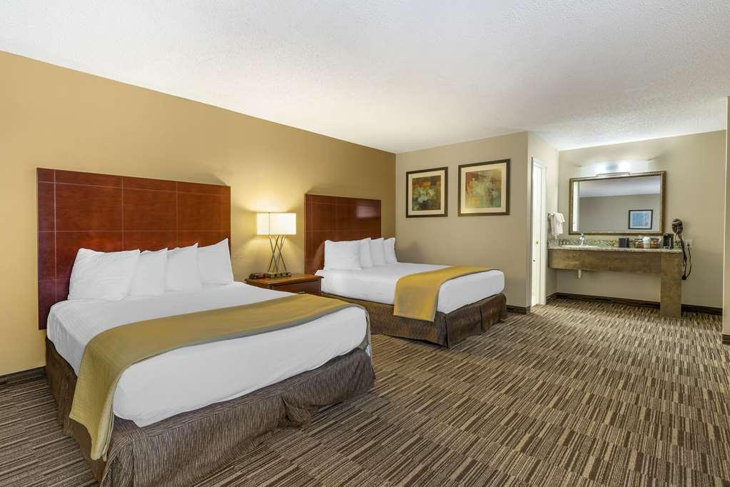 Best Western Sunday House Inn Кървил Стая снимка