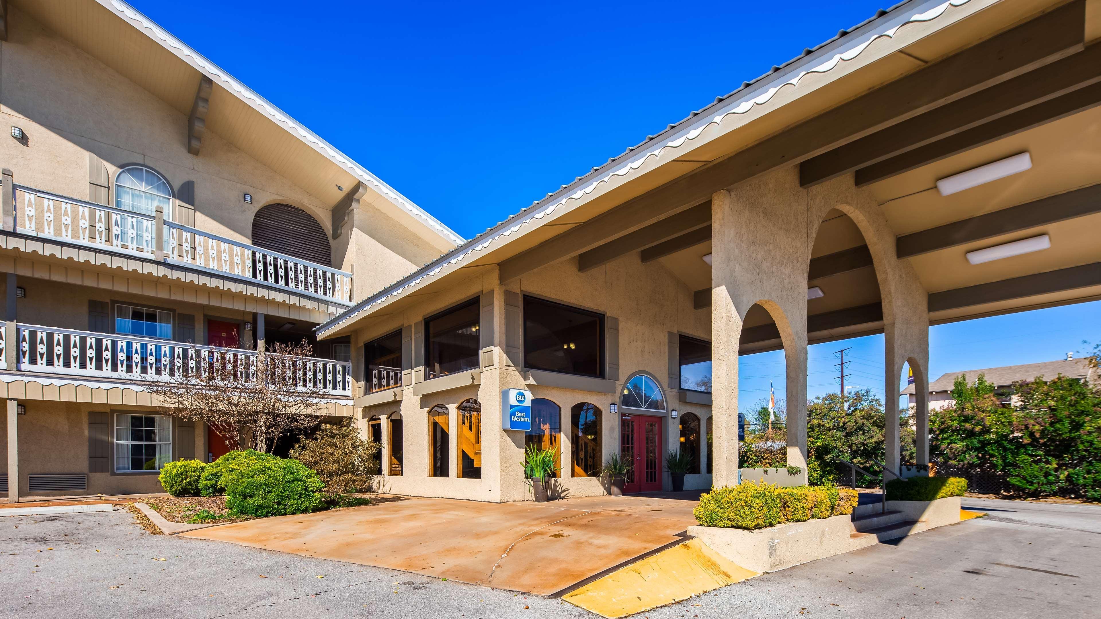 Best Western Sunday House Inn Кървил Екстериор снимка