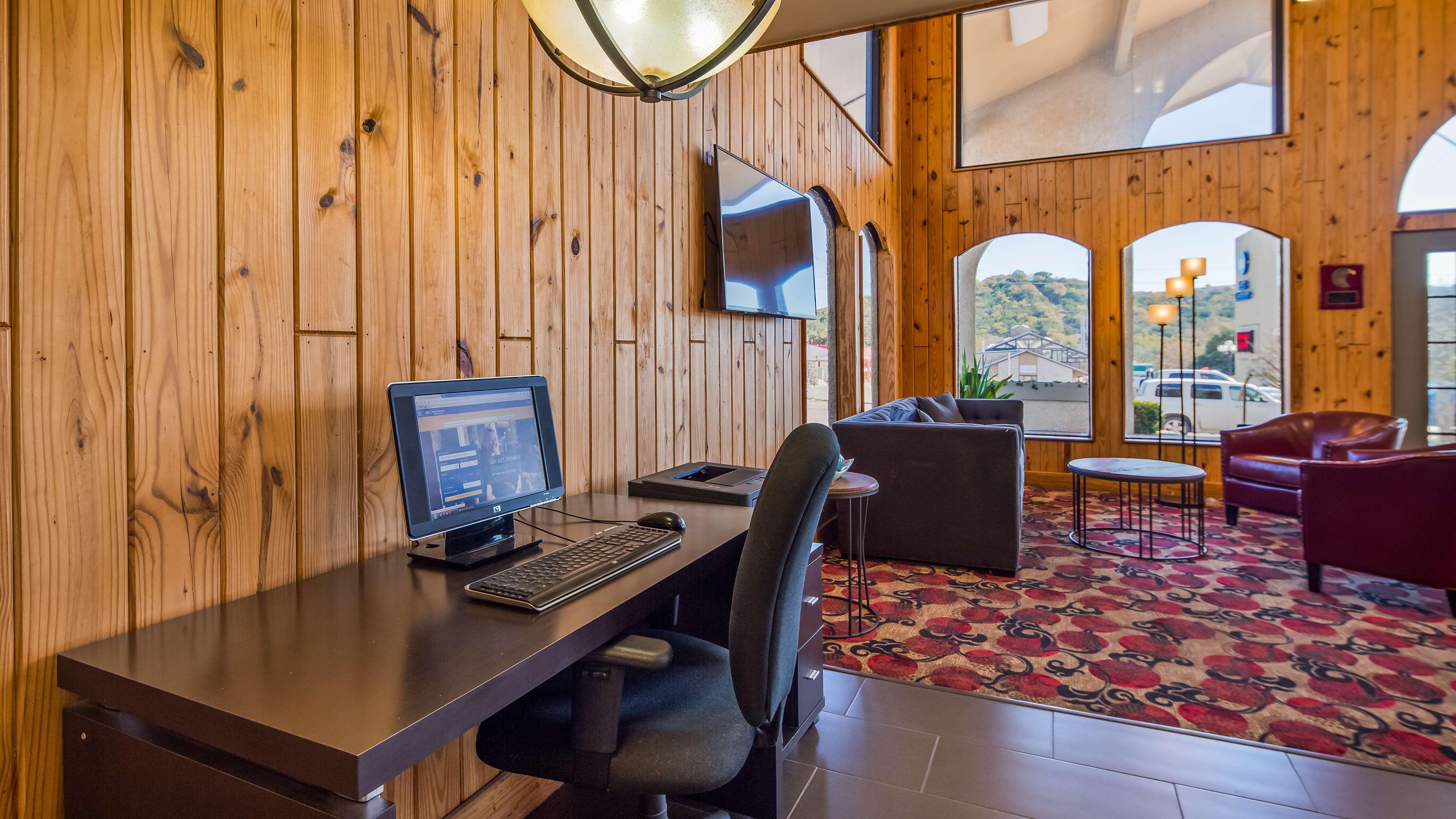 Best Western Sunday House Inn Кървил Екстериор снимка